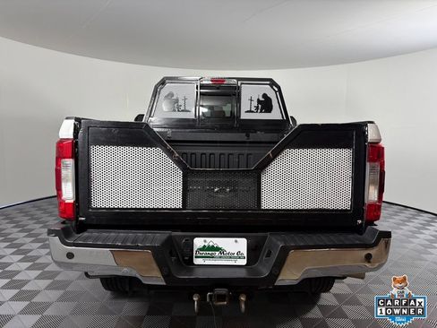 Used 2019 Ford F350 Lariat w/ FX4 Off-Road Package AWD/4WD image 9