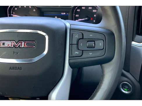 Used 2023 Chevrolet Silverado 1500 High Country w/ High Country Premium Package image 18