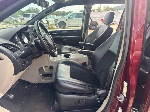 Used 2018 Dodge Grand Caravan SXT FWD image 22