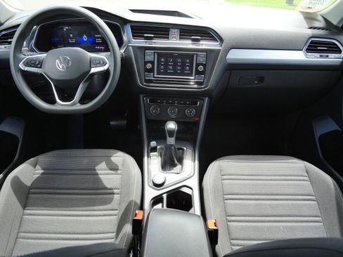 Used 2022 Volkswagen Tiguan S AWD/4WD image 10