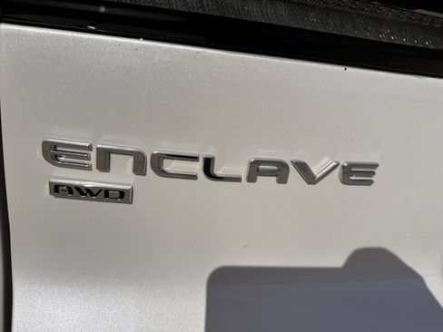 Certified 2025 Buick Enclave Avenir w/ Super Cruise Package image 9