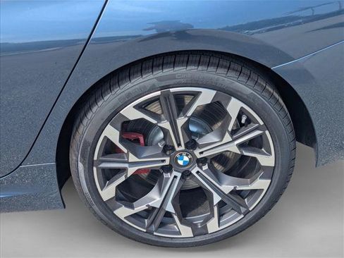 Used 2026 BMW 330i Sedan w/ M Sport Package RWD image 9