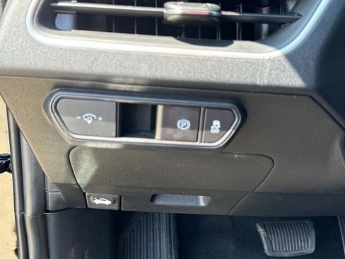 Used 2025 Kia K4 LXS FWD image 27