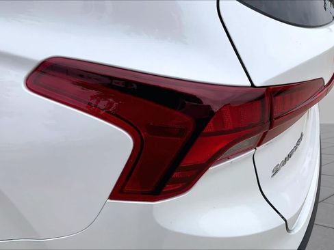 Used 2022 Hyundai Santa Fe SE FWD image 28
