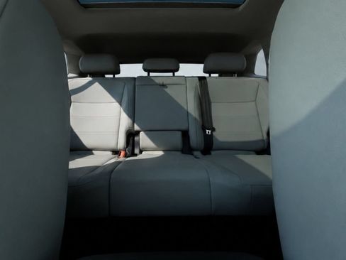 Used 2020 Volkswagen Tiguan SEL w/ Tiguan Two-Row MDO Package AWD/4WD image 26