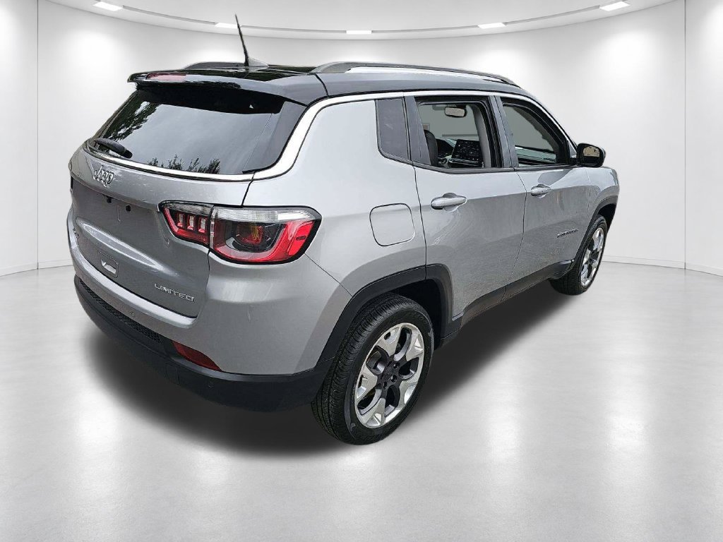 Used 2022 Jeep Compass Limited AWD/4WD image 5