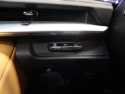 Used 2025 Chevrolet Corvette Stingray Preferred Conv w/ Z51 Performance Package image 73