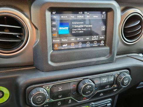 Used 2020 Jeep Gladiator Sport w/ Quick Order Package 24S image 13