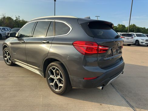 Used 2017 BMW X1 sDrive28i FWD image 8