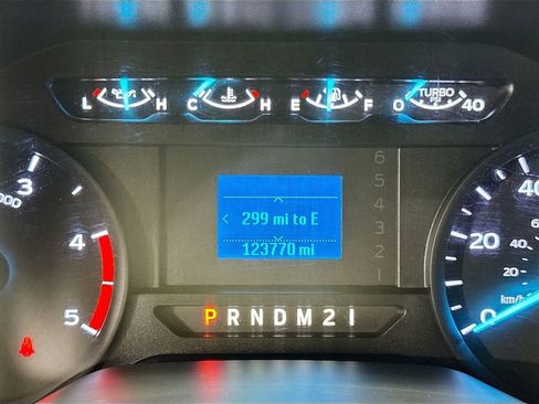 Used 2018 Ford F250 XL image 17