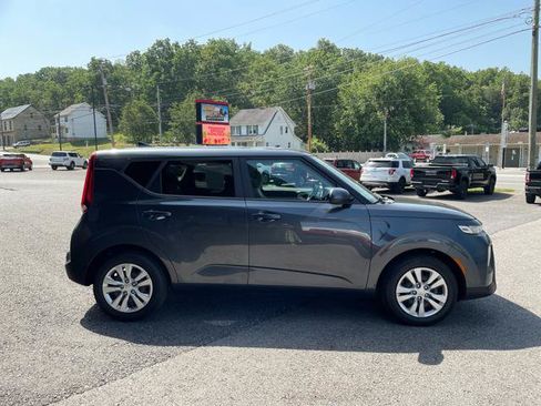 Used 2020 Kia Soul LX FWD image 10