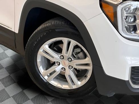 Used 2022 GMC Terrain SLE w/ Driver Convenience Package image 26