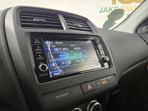 New 2025 Mitsubishi Outlander Sport ES image 18