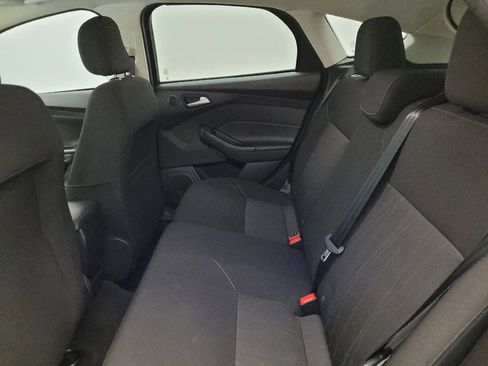 Used 2018 Ford Focus SEL image 18