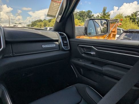 New 2026 RAM 1500 Laramie w/ Laramie Preferred Package AWD/4WD image 17