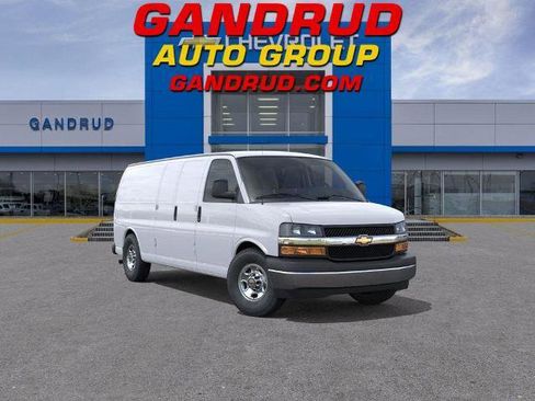 New 2026 Chevrolet Express 2500 Extended RWD image 1