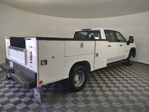 Used 2024 Chevrolet Silverado 3500 W/T w/ Snow Plow Prep Package AWD/4WD image 10