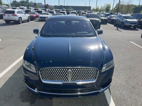Used 2018 Lincoln Continental Reserve image 2