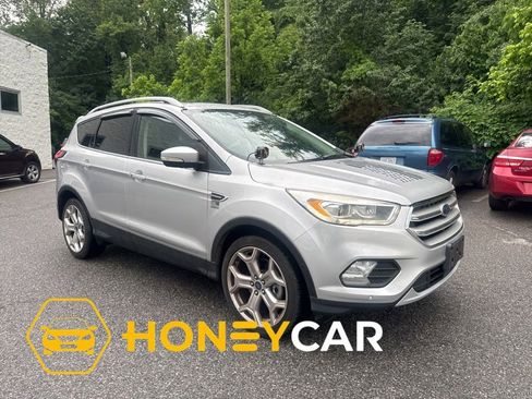 Used 2019 Ford Escape Titanium AWD/4WD image 1