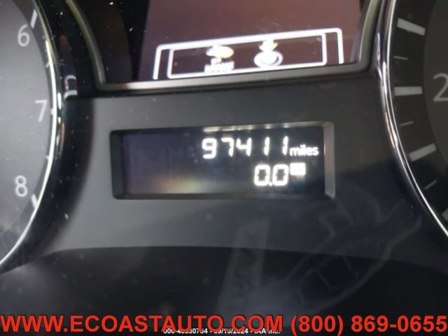 Used 2013 Nissan Altima 2.5 SV FWD image 14