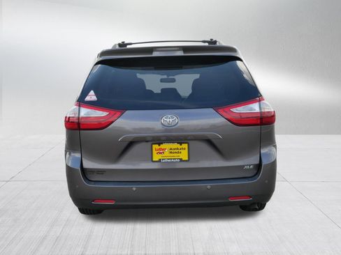 Used 2015 Toyota Sienna XLE w/ XLE Navigation Package FWD image 6
