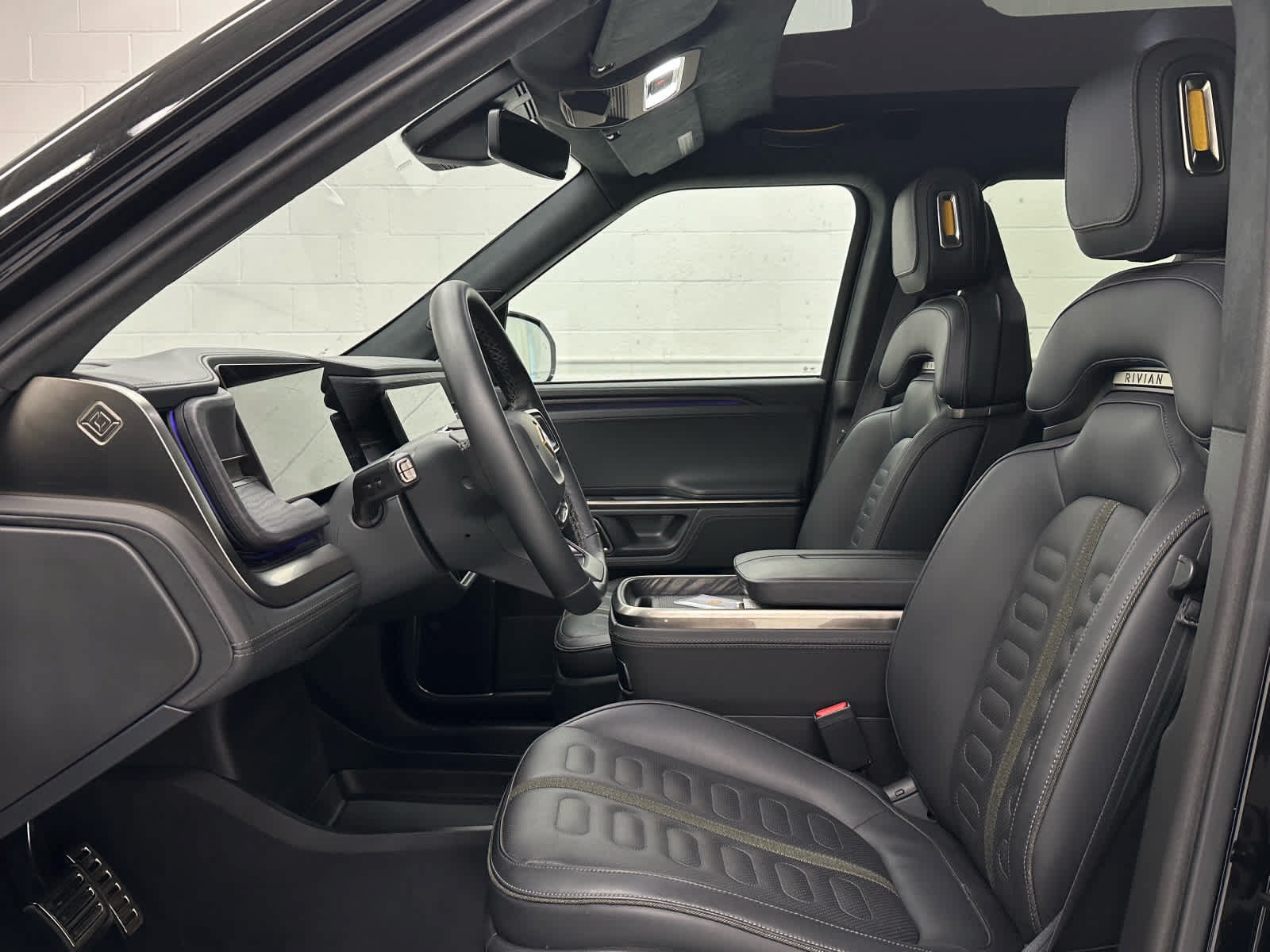 Used 2023 Rivian R1S Adventure Quad AWD/4WD image 11