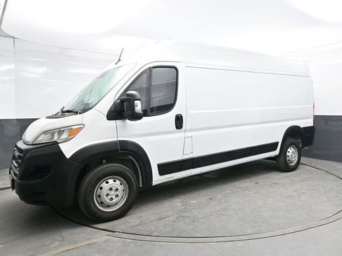 Used 2023 RAM ProMaster 2500 image 3