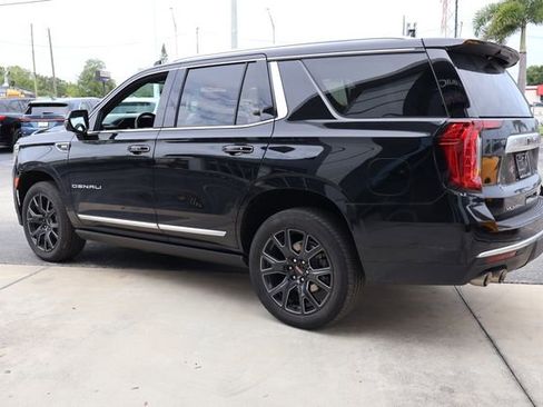Used 2024 GMC Yukon Denali w/ Advanced Technology Package AWD/4WD image 6