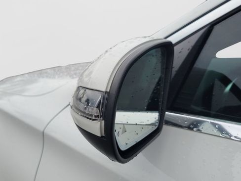 Used 2019 Mercedes-Benz C 300 4MATIC Sedan image 27
