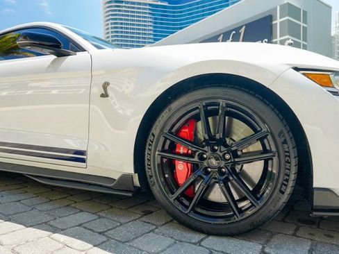 Used 2020 Ford Mustang Shelby GT500 w/ Technology Package RWD image 36