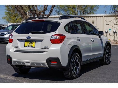 Used 2015 Subaru Crosstrek 2.0i Premium image 3
