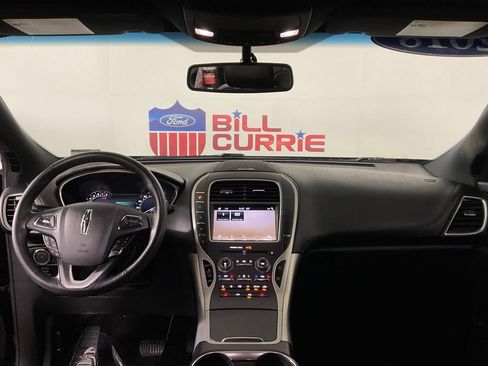 Used 2018 Lincoln MKX Premiere FWD image 18