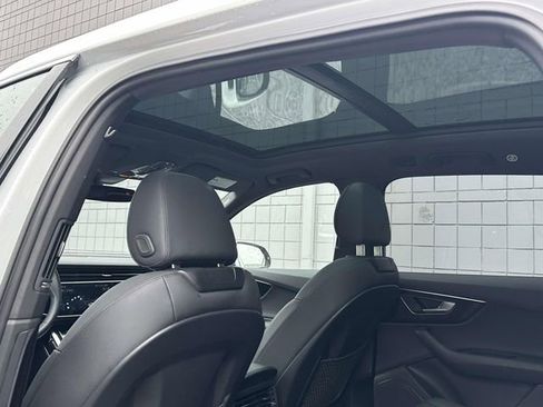 Used 2023 Audi Q7 2.0T Premium w/ Convenience Package image 18