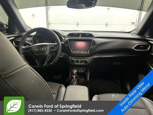 Used 2023 Chevrolet TrailBlazer RS w/ Sun and Liftgate Package image 15