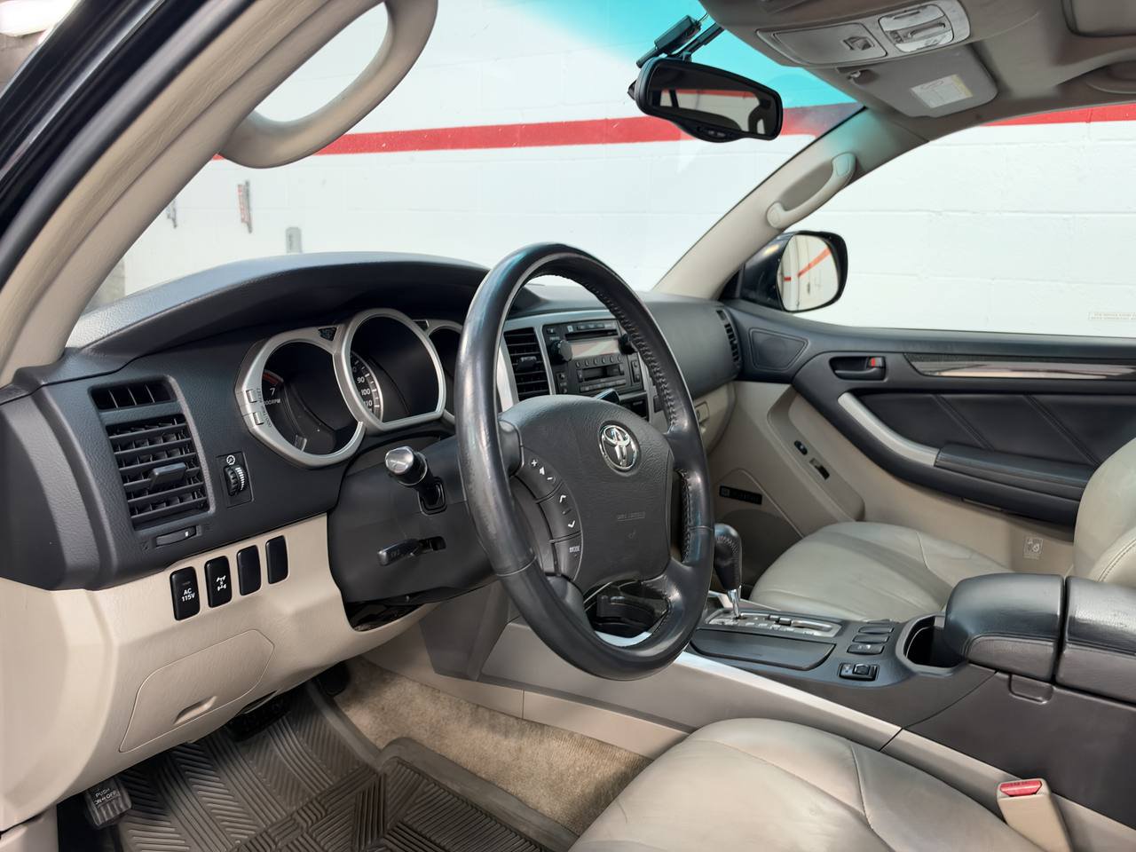 Used 2004 Toyota 4Runner Limited AWD/4WD image 17