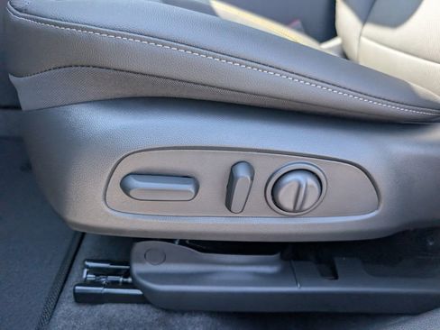 New 2026 Chevrolet Trax ACTIV FWD image 27