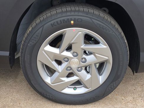 New 2026 Hyundai Kona SE image 7