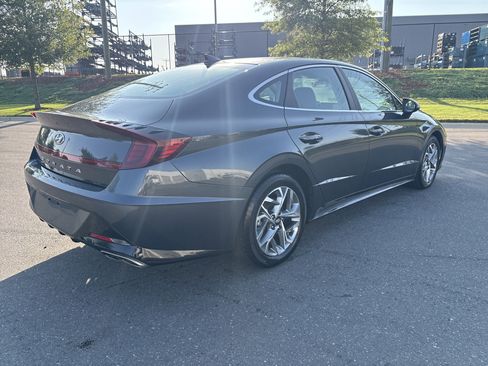 Used 2023 Hyundai Sonata SEL w/ Cargo Package FWD image 9