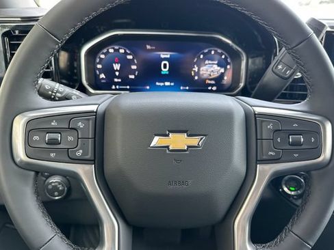 New 2026 Chevrolet Silverado 1500 LT w/ Z71 Off-Road Package AWD/4WD image 32