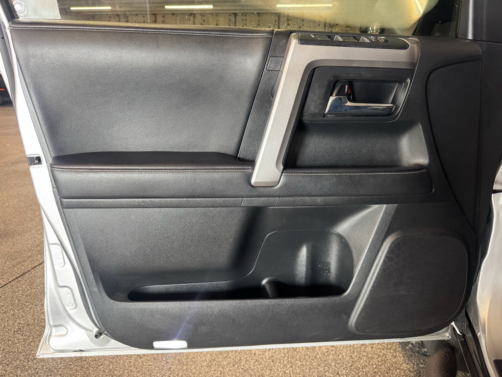 Used 2023 Toyota 4Runner SR5 Premium w/ Moonroof Package RWD image 14
