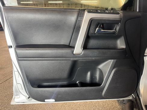 Used 2023 Toyota 4Runner SR5 Premium w/ Moonroof Package RWD image 14