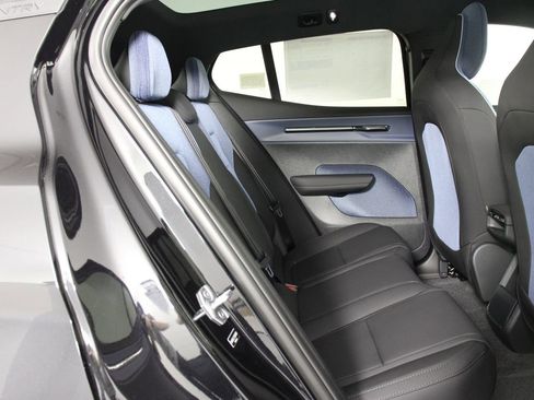 New 2026 Volvo EX30 Cross Country Ultra w/ Protection Package Premier image 11