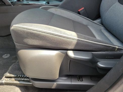 Used 2025 Chevrolet TrailBlazer LT FWD image 11
