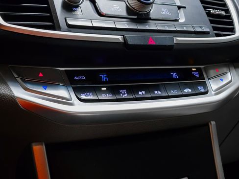 Used 2014 Honda Accord LX image 28