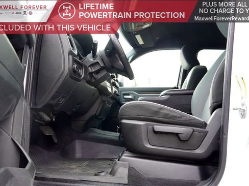 Used 2022 RAM 2500 Big Horn w/ Cold Weather Group image 26