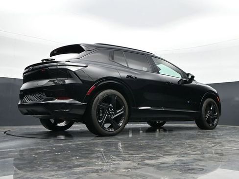 Used 2025 Chevrolet Equinox EV RS w/ Convenience Package II FWD image 40