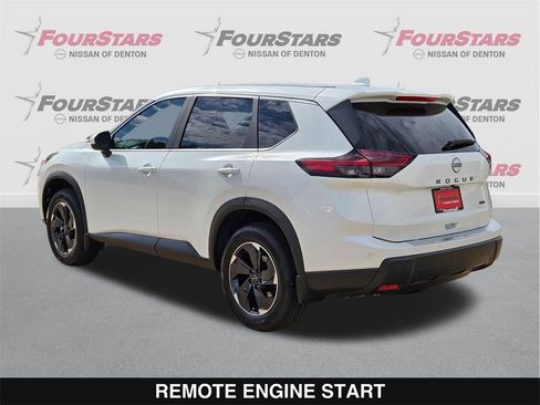 New 2026 Nissan Rogue SV image 7