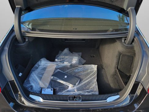 New 2026 Mercedes-Benz S 500 4MATIC image 12