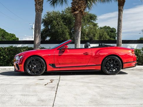 Used 2024 Bentley Continental GT Speed image 4