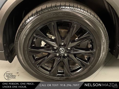 Used 2025 MAZDA CX-5 Carbon Edition image 11